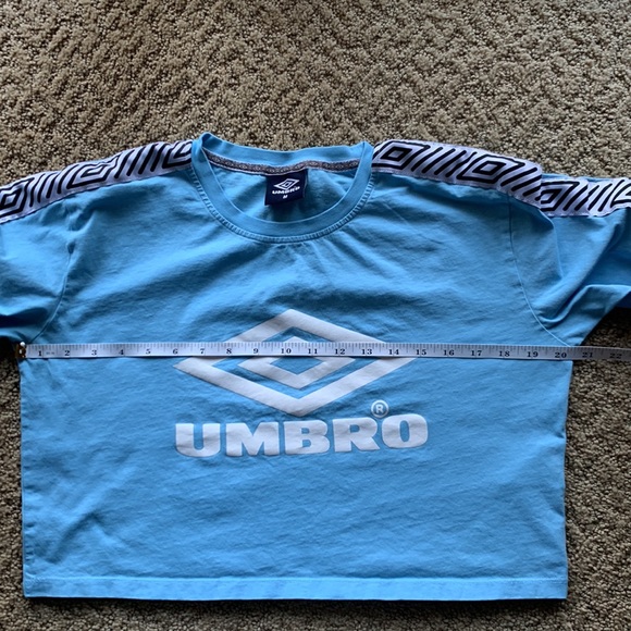 Stylish UMBRO Crop Top - Picture 9 of 11